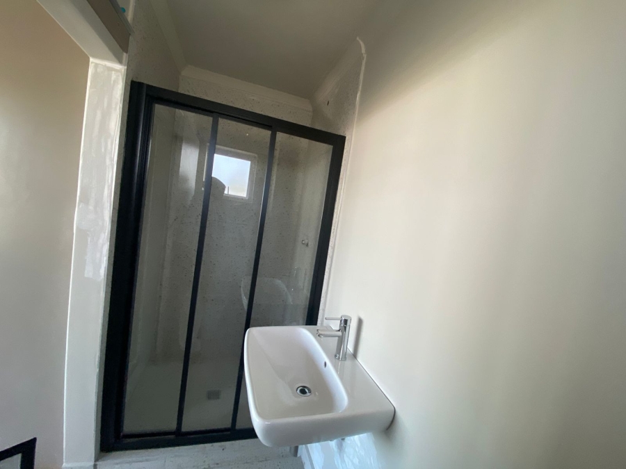 To Let 2 Bedroom Property for Rent in Table View Western Cape